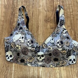 MeUndies skull & flower plunge bralette